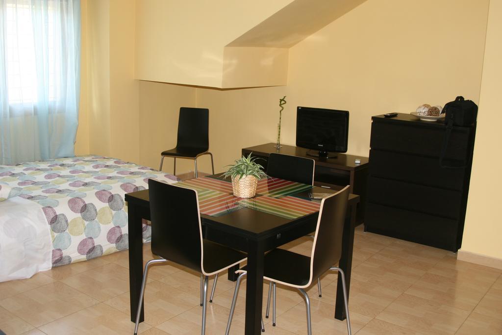Apartamento Domingo Lozano Málaga Esterno foto