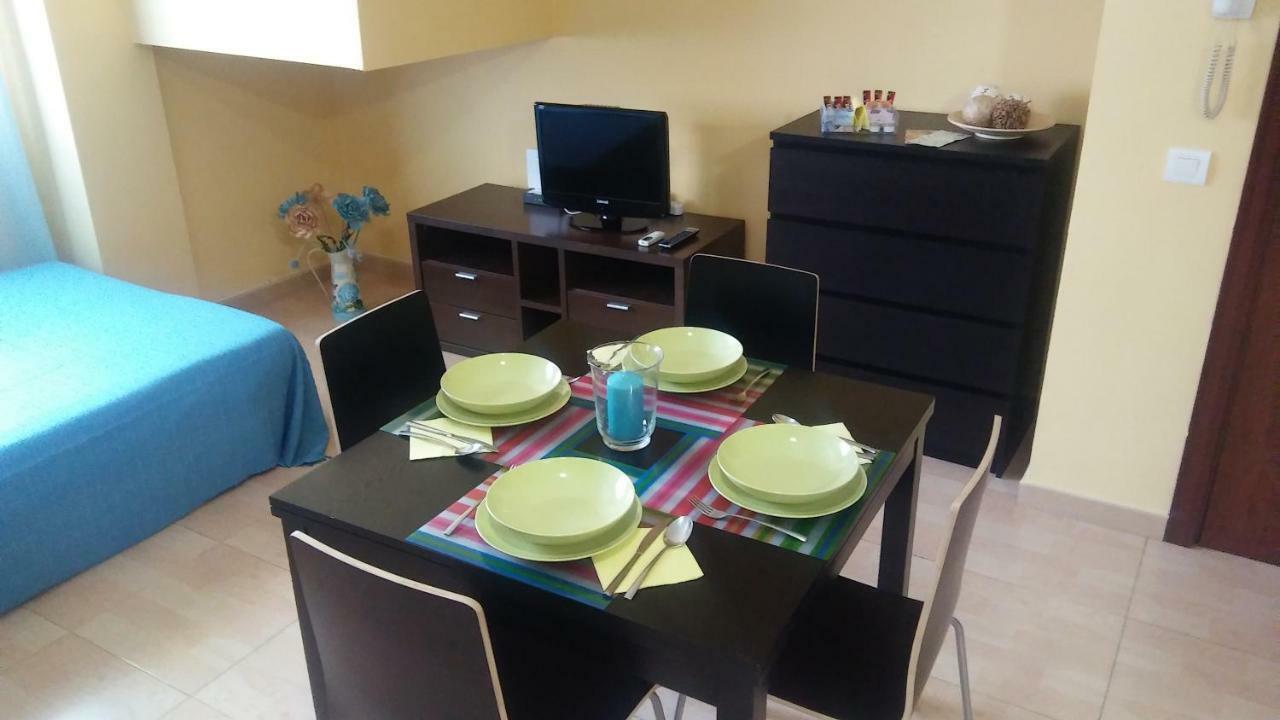 Apartamento Domingo Lozano Málaga Esterno foto