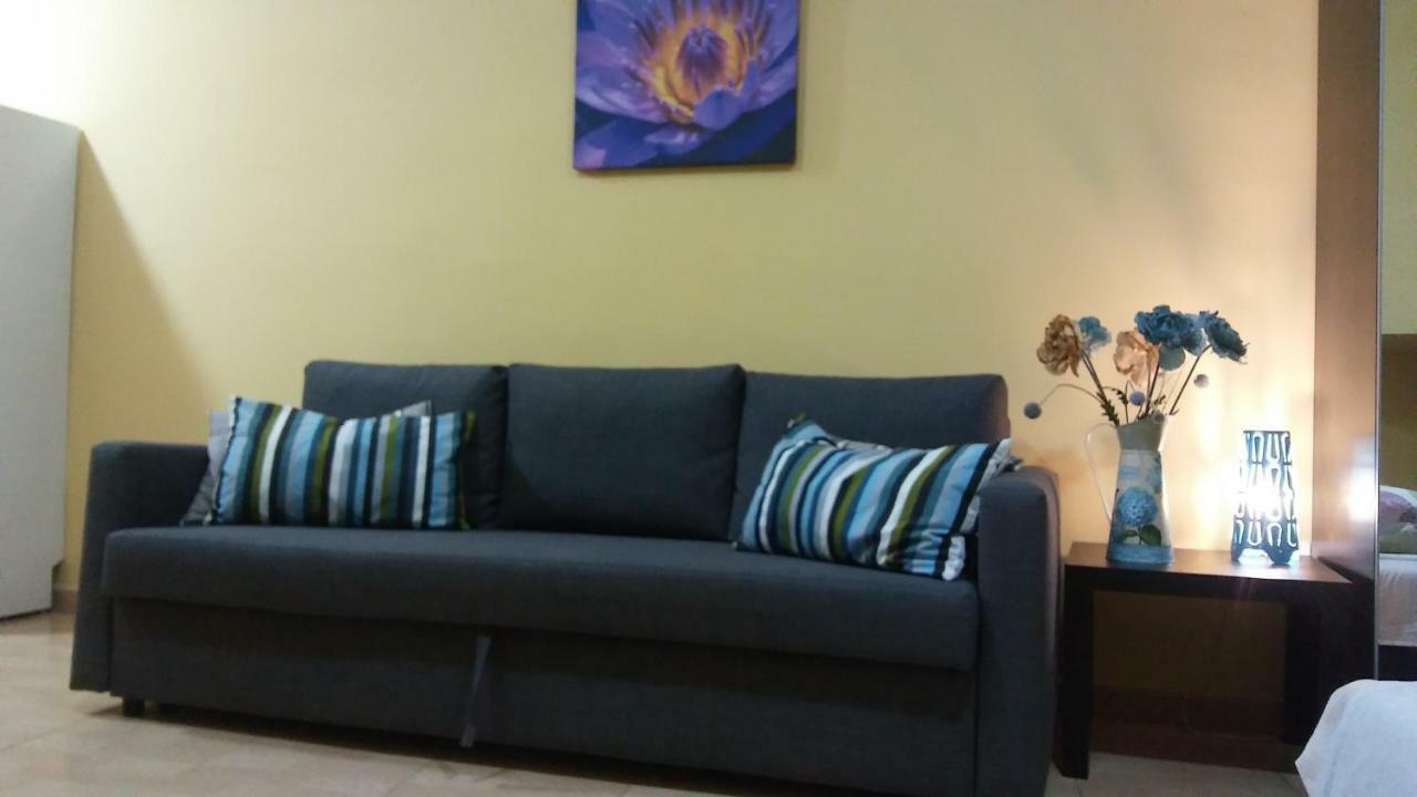 Apartamento Domingo Lozano Málaga Esterno foto