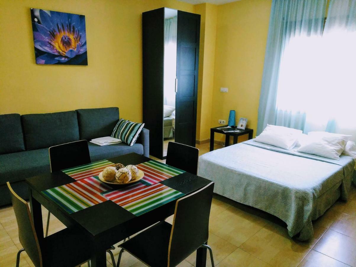 Apartamento Domingo Lozano Málaga Esterno foto