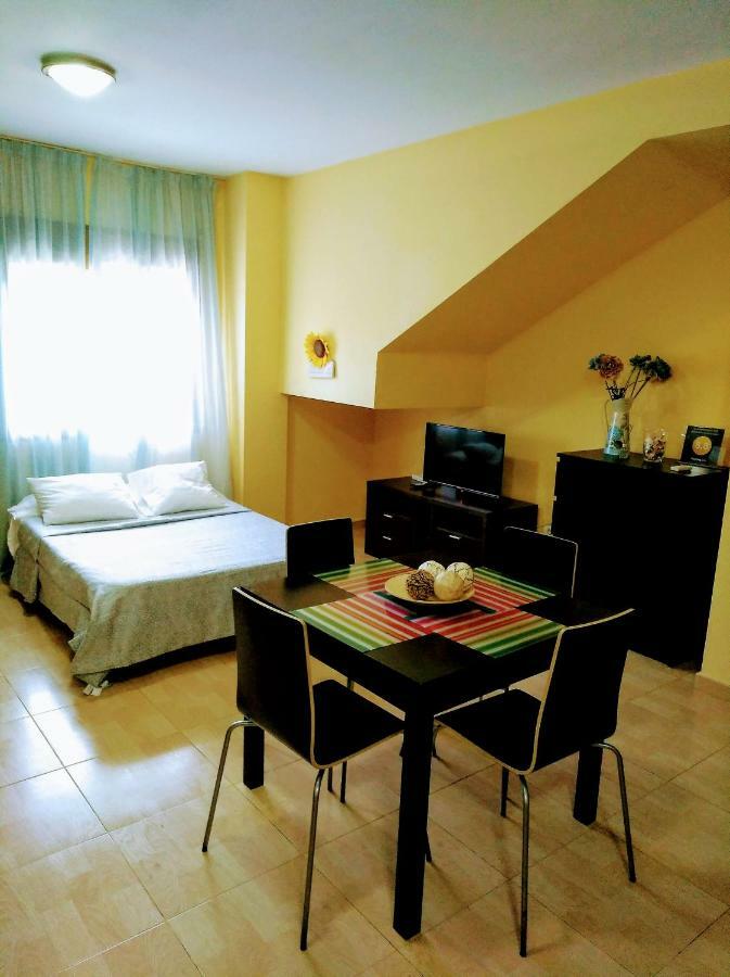 Apartamento Domingo Lozano Málaga Esterno foto