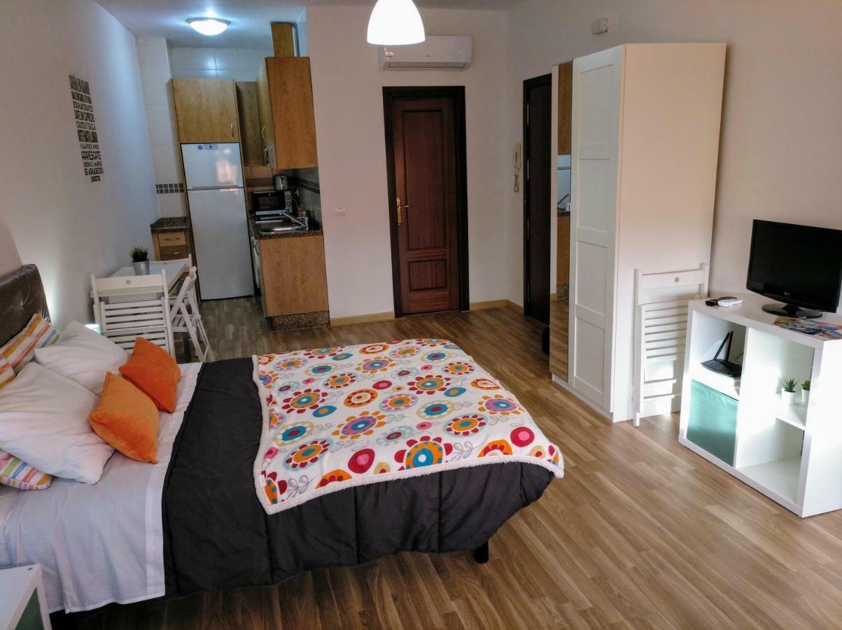 Apartamento Domingo Lozano Málaga Esterno foto